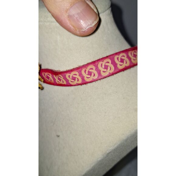 A Handcrafted Vintage Leather Women's Choker Necklace Floral Adjustable Hippie - Picture 3 of 8